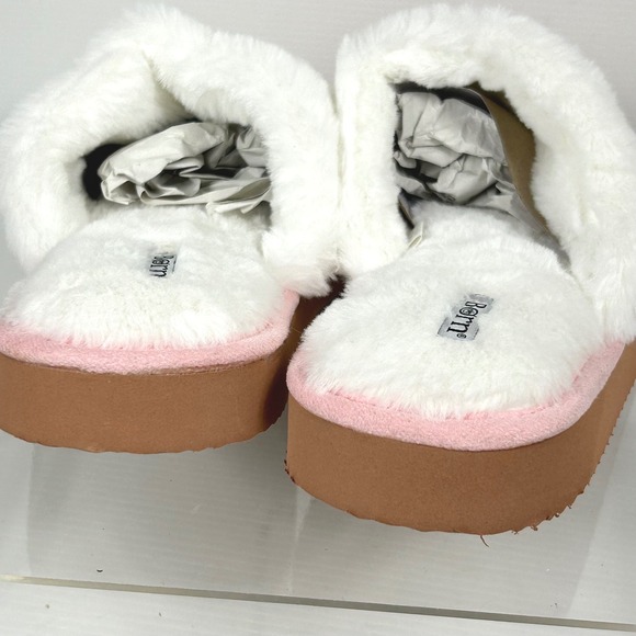 Born Size XL 11 / 12 Pink Quilted Fuzzy Faux Fur Slippers NEW Womens Cozy Scuffs - Picture 4 of 9